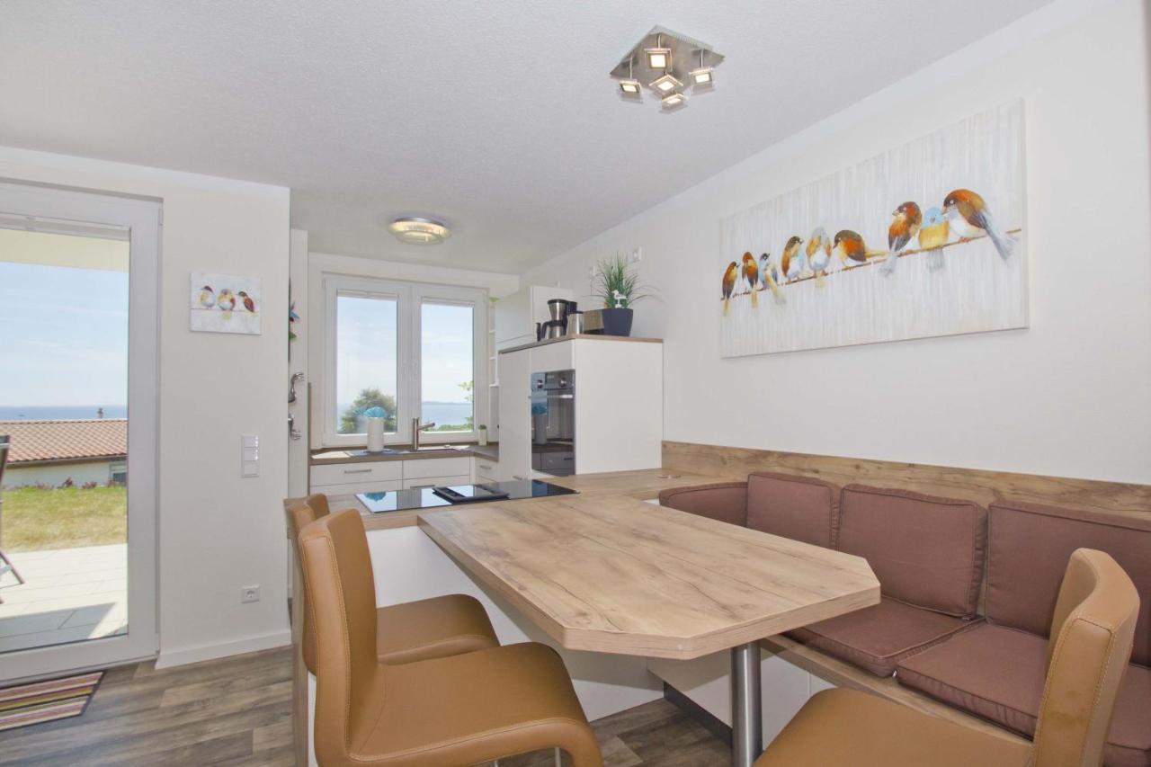 Mit Meerblick Und Terrasse, Gratis Nutzung Vom Ahoi Erlebnisbad Und Sauna In Sellin - Meeresblick Fewo 68 غورين المظهر الخارجي الصورة